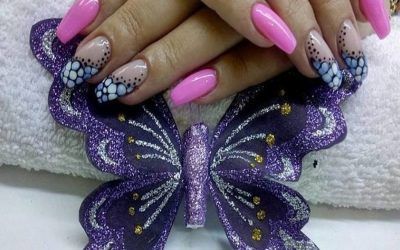 Aprende todos los secretos de la manicura moderna